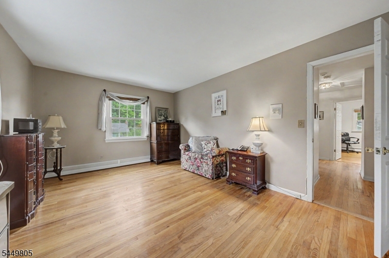 34 Cavell Place