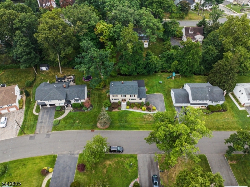 34 Cavell Place