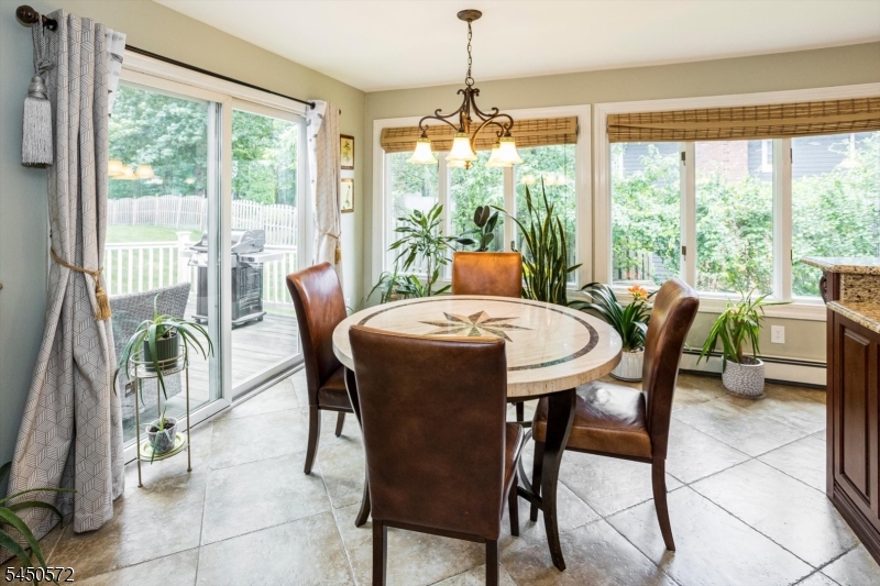 97 Poplar Dr