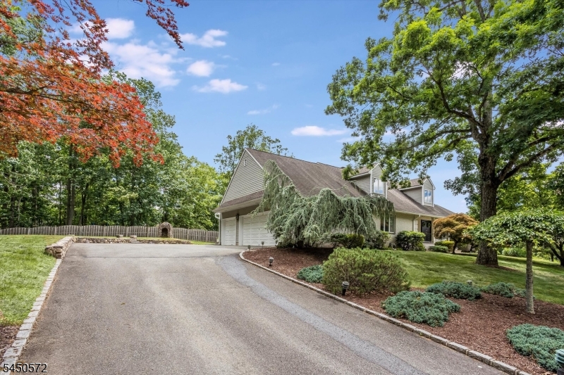 97 Poplar Dr