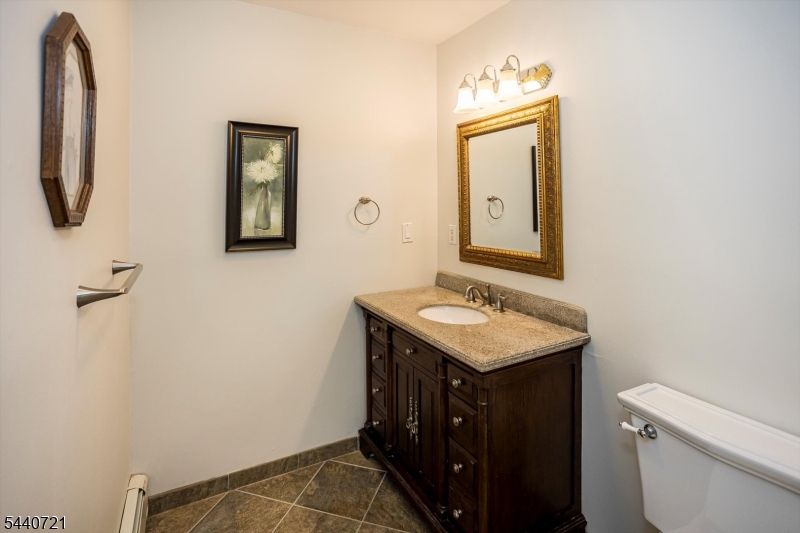 97 Poplar Dr
