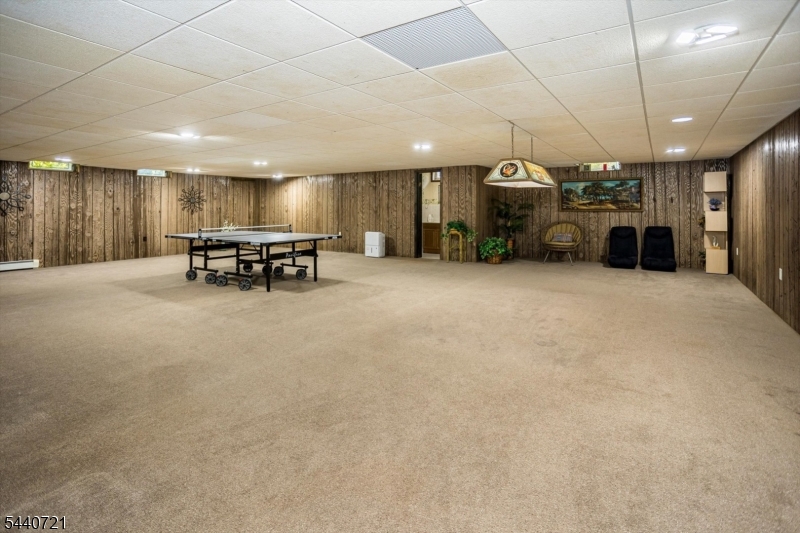 97 Poplar Dr