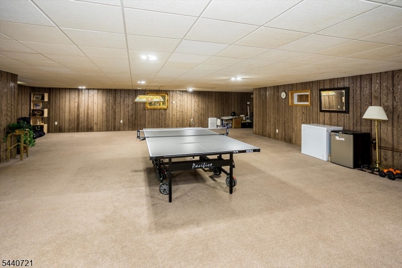 97 Poplar Dr