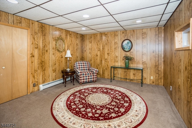 97 Poplar Dr