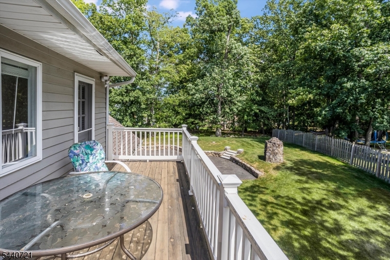 97 Poplar Dr