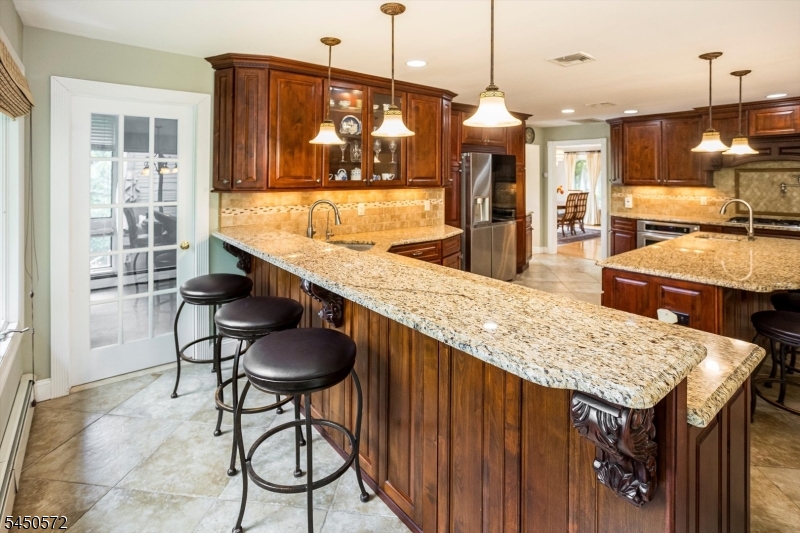 97 Poplar Dr