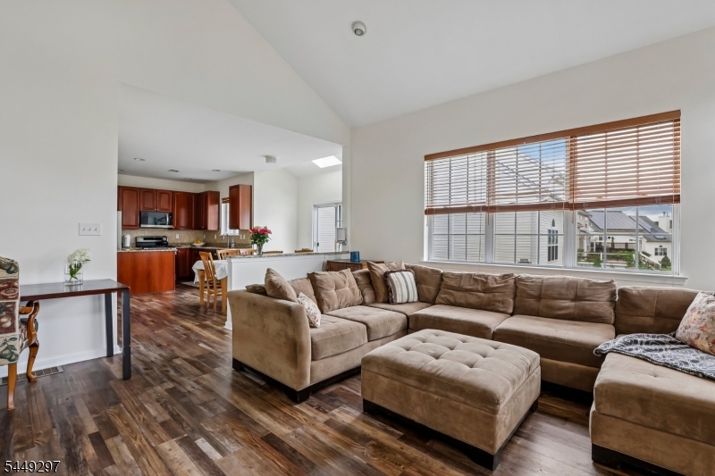 10 Princeton Highlands Blvd