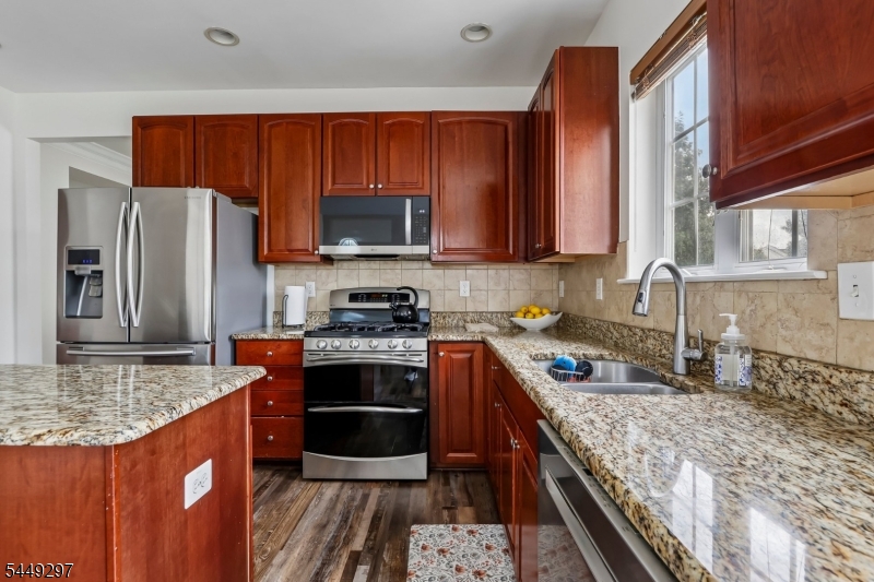 10 Princeton Highlands Blvd