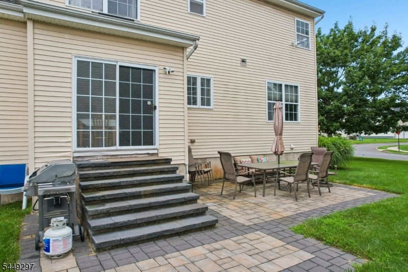 10 Princeton Highlands Blvd