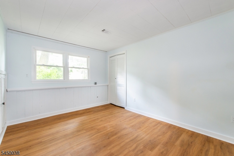 11 Southview Rd