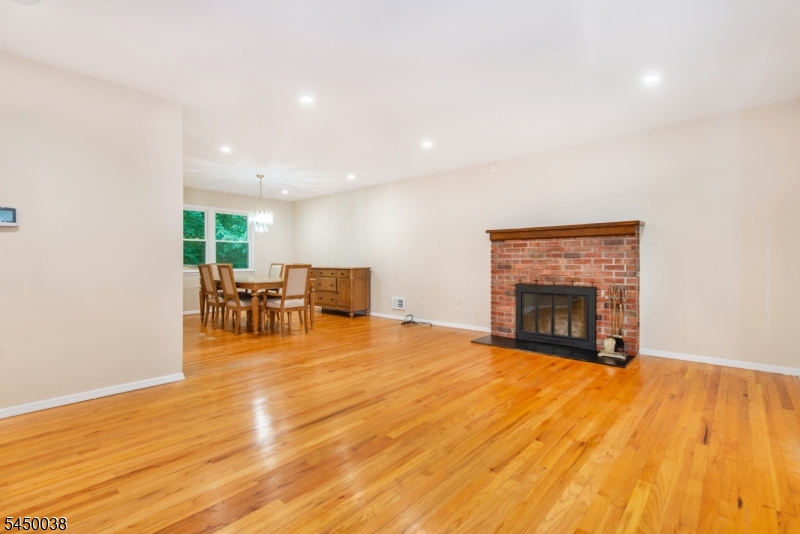 11 Southview Rd