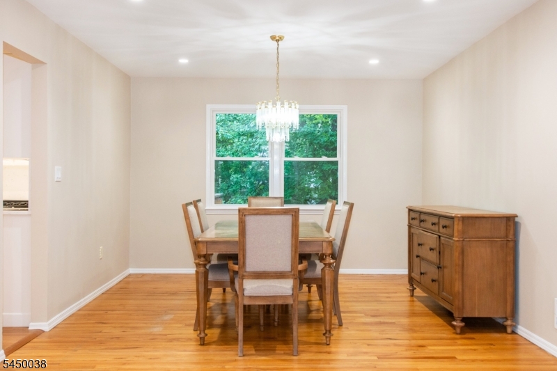 11 Southview Rd