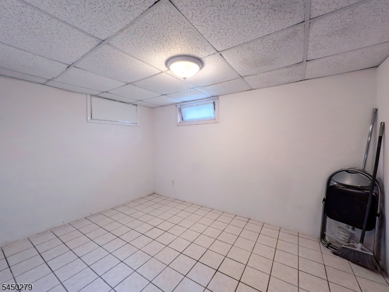 621 Palisade Rd
