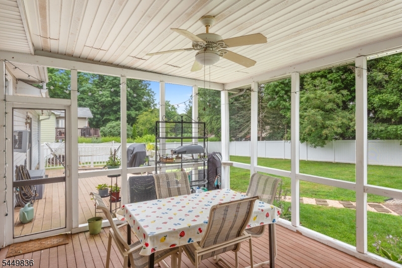 72 Weldon Rd
