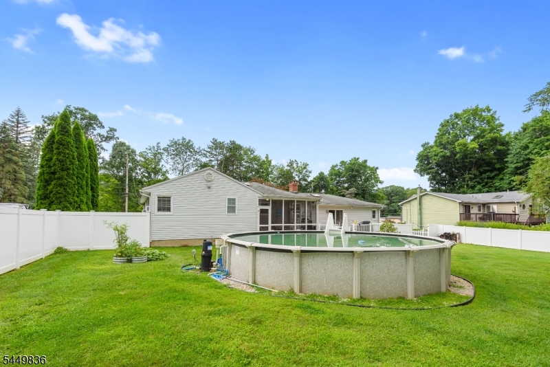 72 Weldon Rd