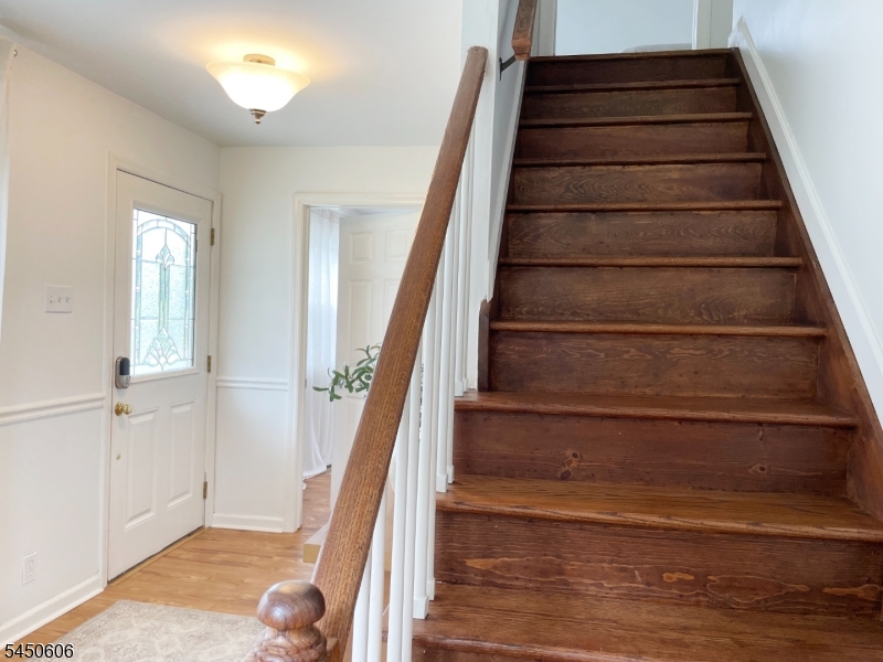 129 Bell Ave