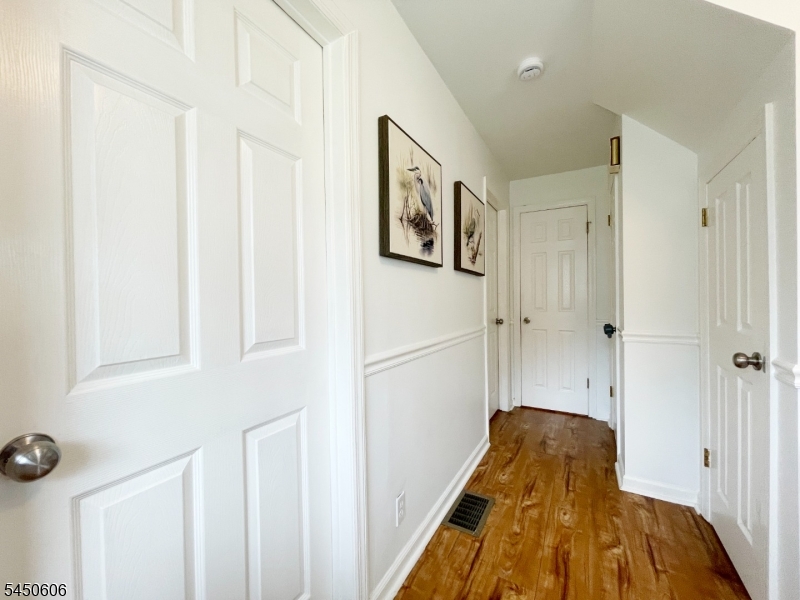 129 Bell Ave