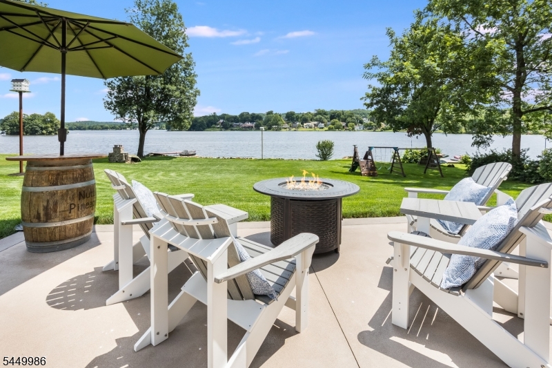 21 Musconetcong Ave
