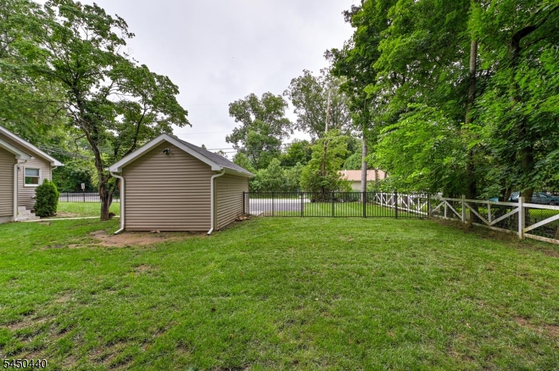 87 Doty Rd