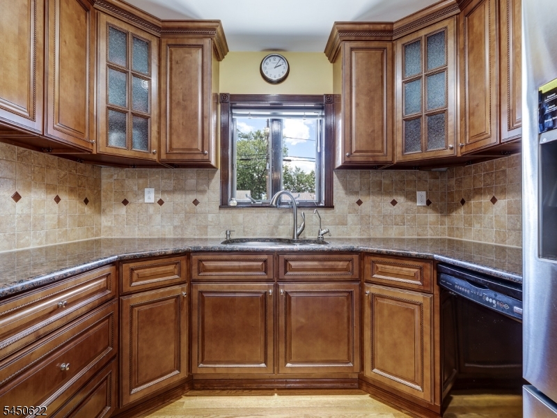 24 Winthrop Rd