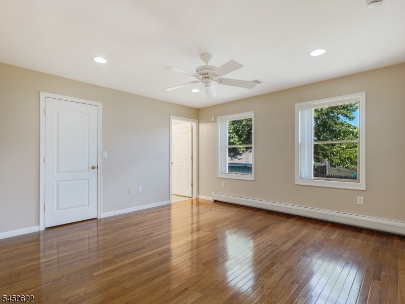 24 Winthrop Rd