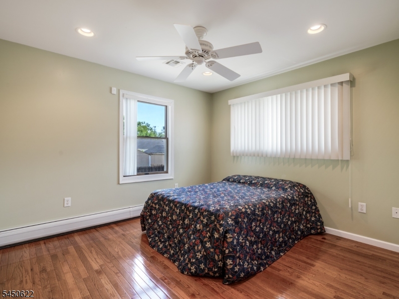 24 Winthrop Rd