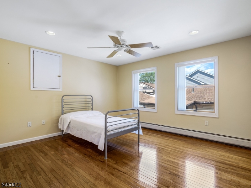 24 Winthrop Rd