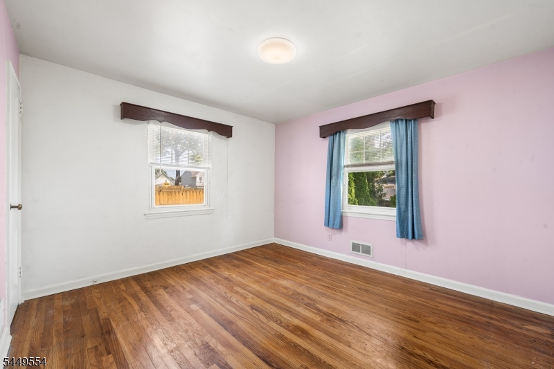 10 Greenwich St