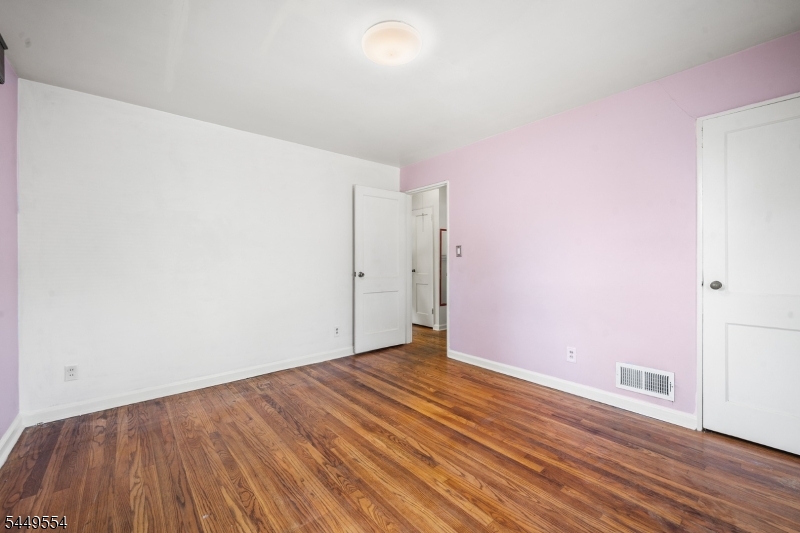 10 Greenwich St