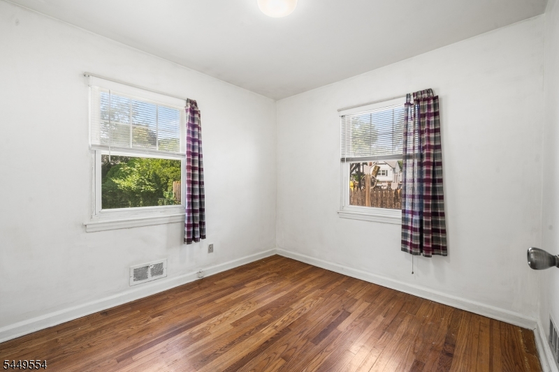 10 Greenwich St