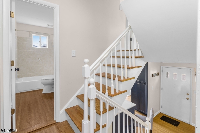 93 Elton Ave