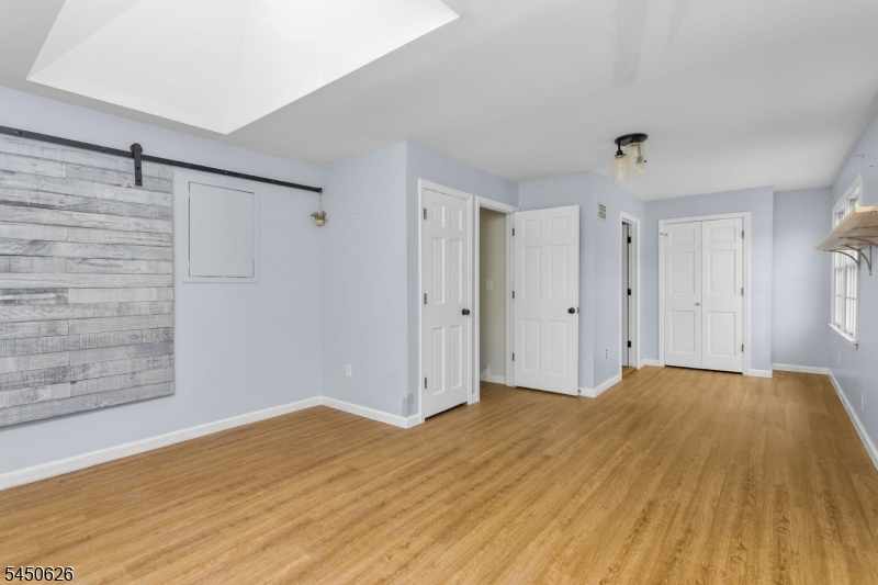 93 Elton Ave