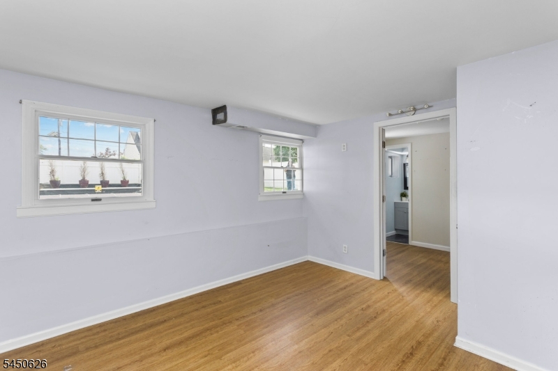 93 Elton Ave