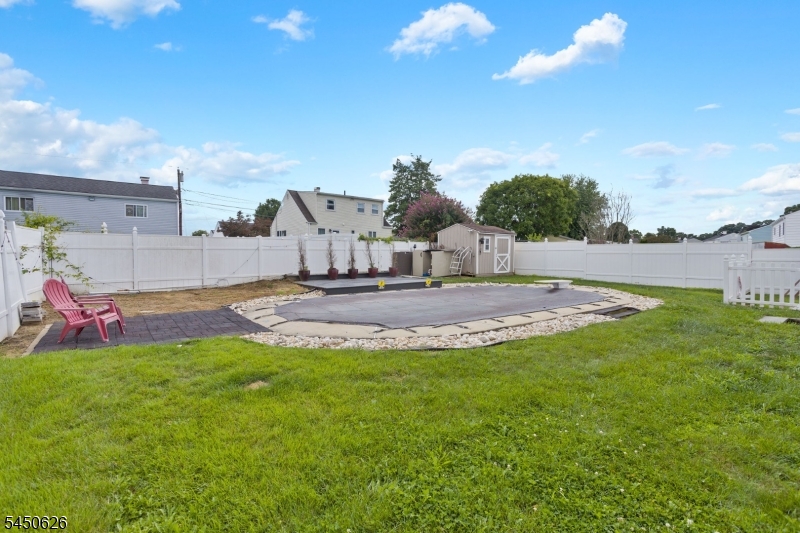 93 Elton Ave