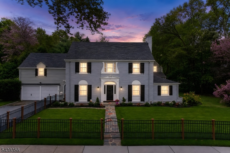 12 Marquette Rd