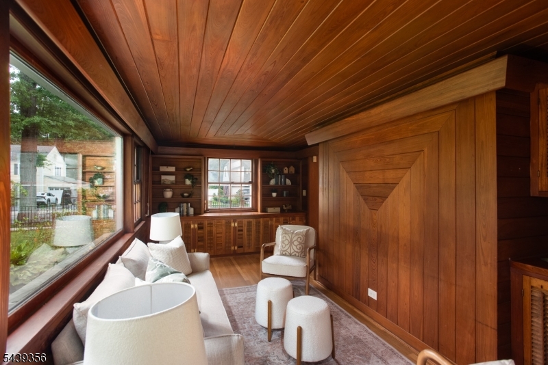 12 Marquette Rd