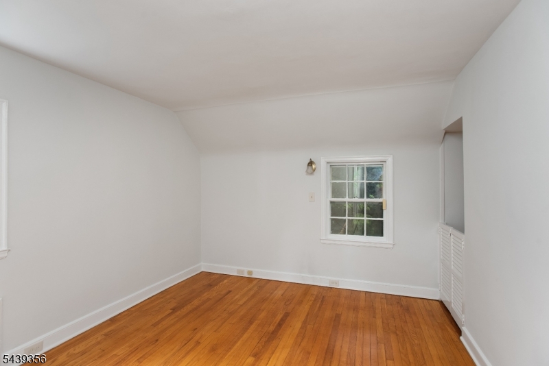 12 Marquette Rd
