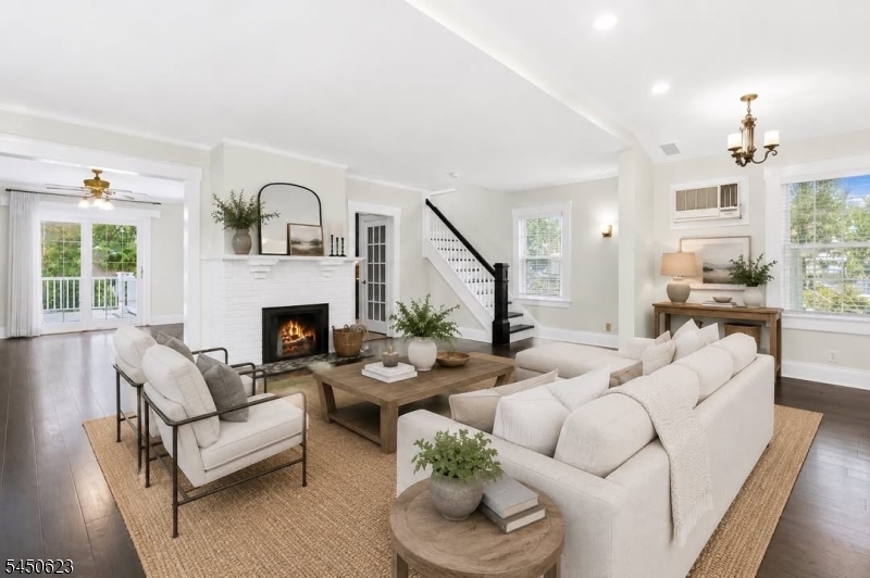 48 Mansion Ter