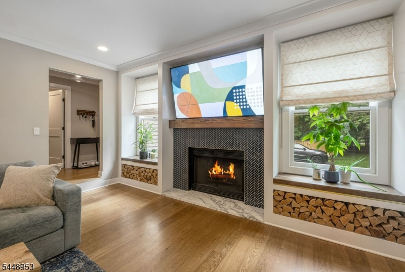 15 Crescent Ridge Rd