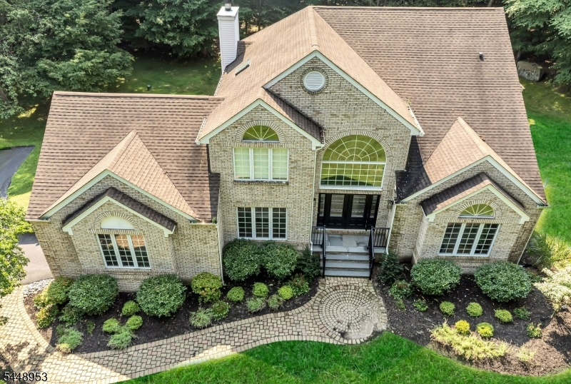 15 Crescent Ridge Rd