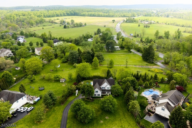 3 Williamson Ln