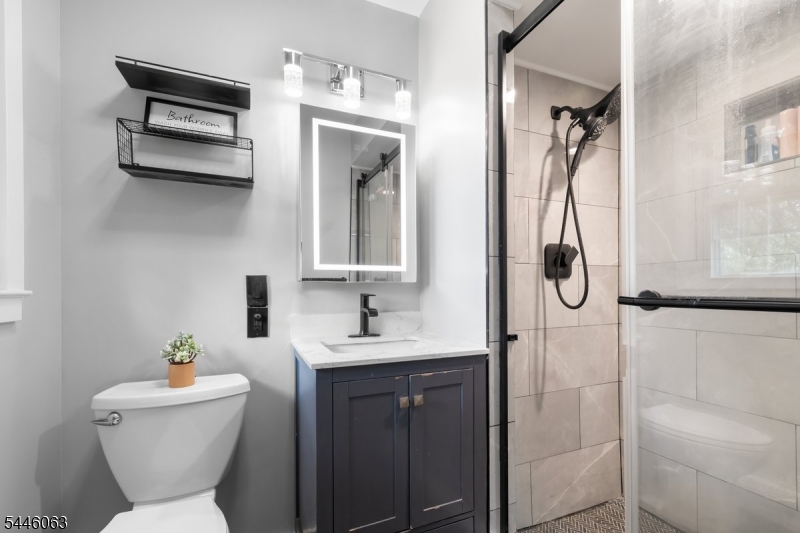 5 Rockaway Pl