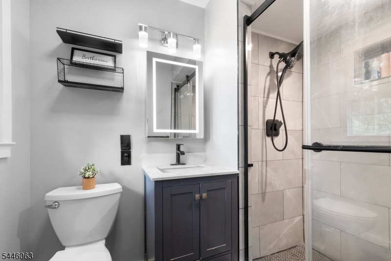 5 Rockaway Pl