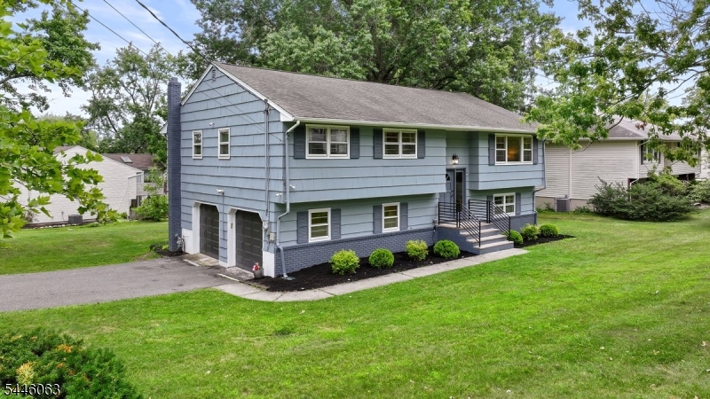 5 Rockaway Pl