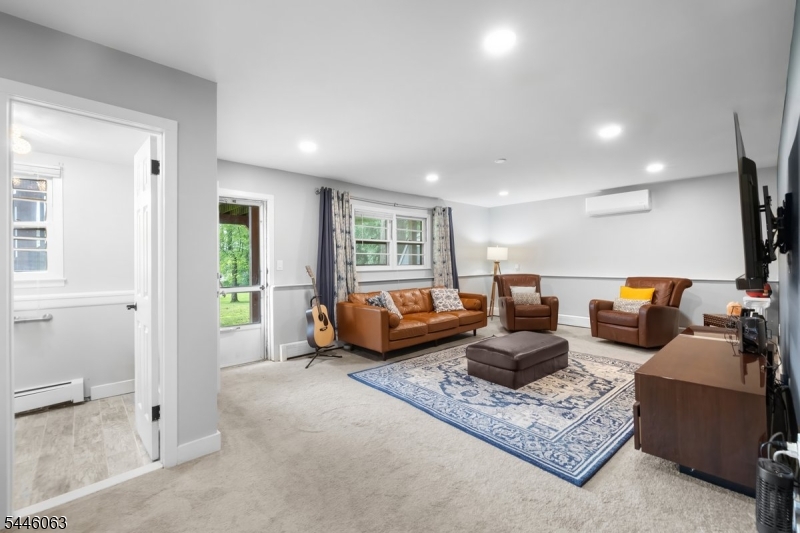5 Rockaway Pl