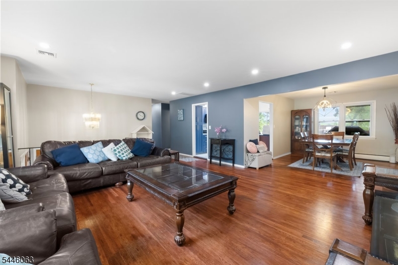 5 Rockaway Pl