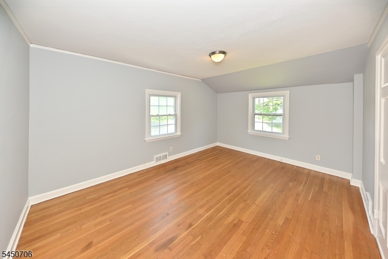 149 Seton Pl