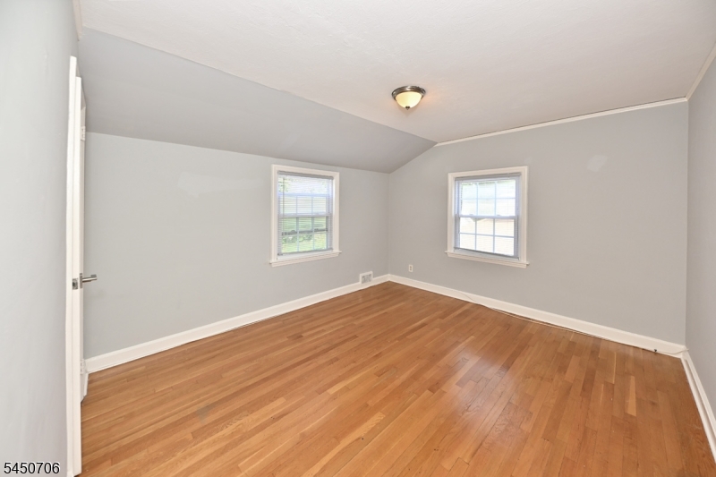 149 Seton Pl