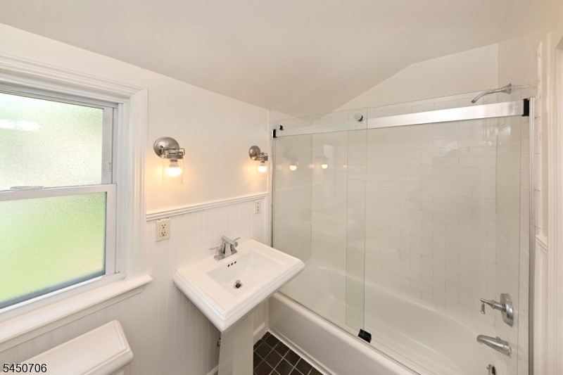 149 Seton Pl
