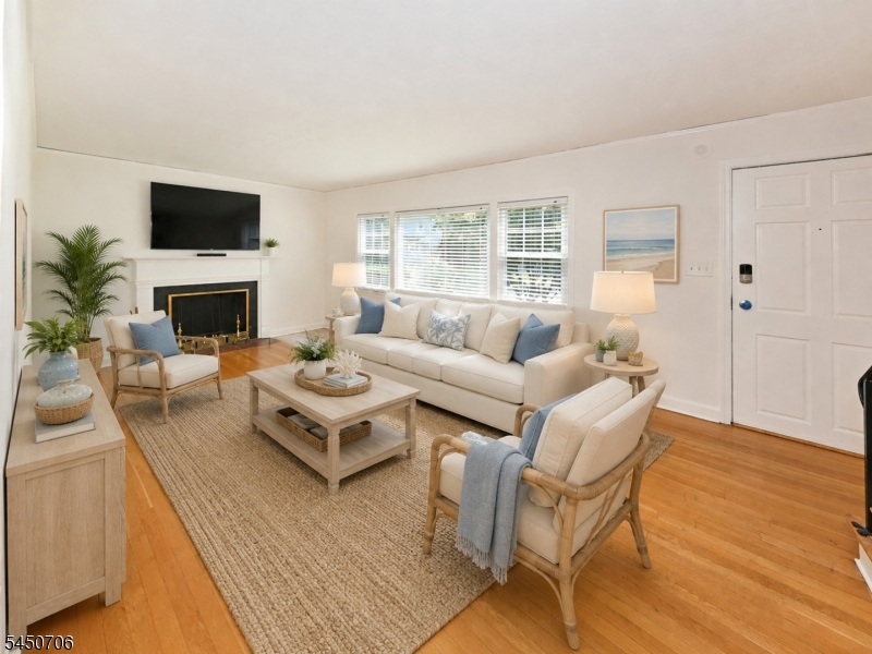 149 Seton Pl